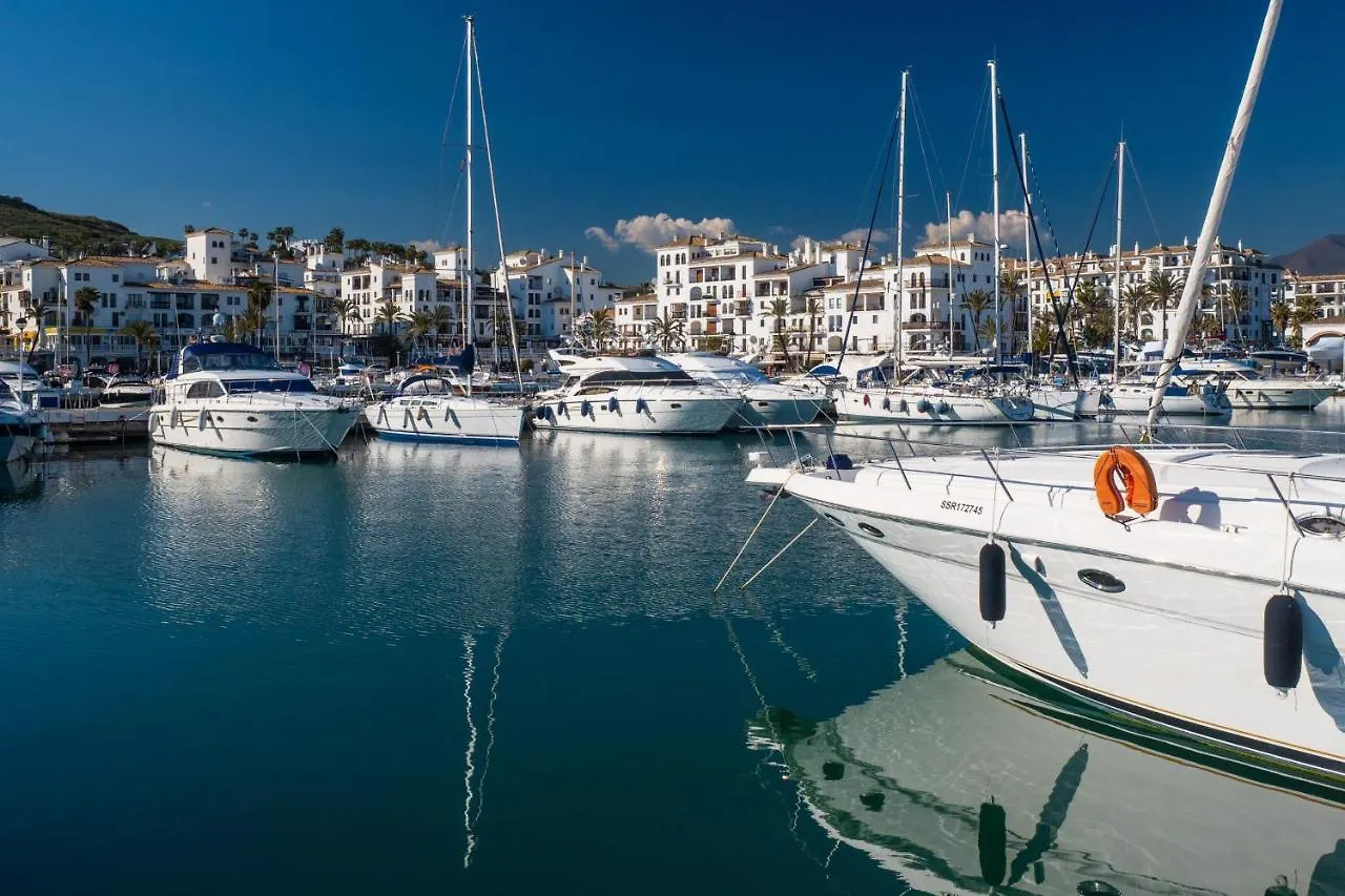 2173-Superb Apt With Amazing Seaview Manilva Spain